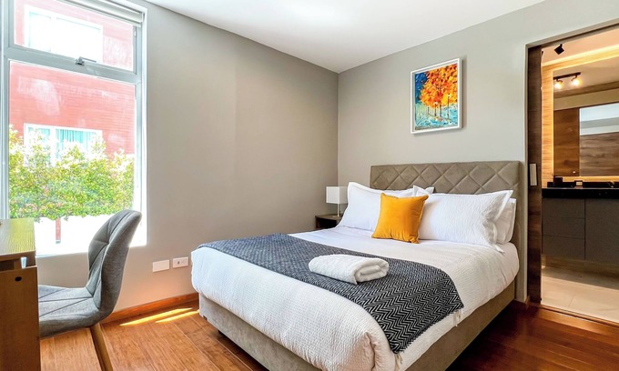 La Floresta Apartment | Acogedora Suite Ejecutiva, Moderna y Privada en Quito