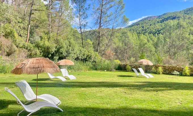 Segura de la Sierra Resort | Acogedoras Residencias Vacacionales a Orillas del río Segura
