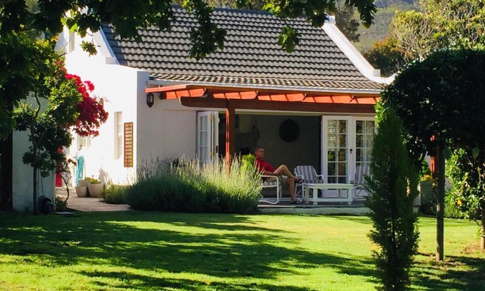 Eastcliff House | Acorn Cottage Hermanus