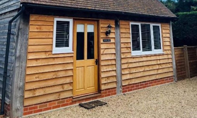 Ford Cabin | Acorn Lodge