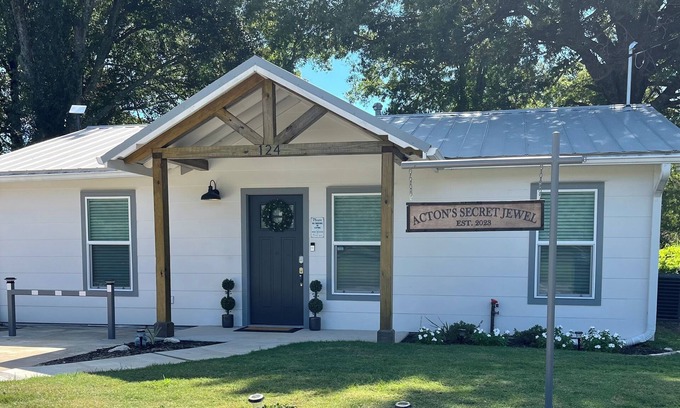Marksville House | Acton's Secret Jewel
