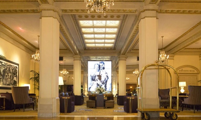 Goose Hollow Apartment | ADA Elegance Awaits In Prime, Timeless Location