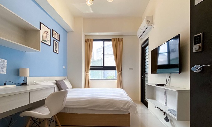 Central District House | Adagio Hostel