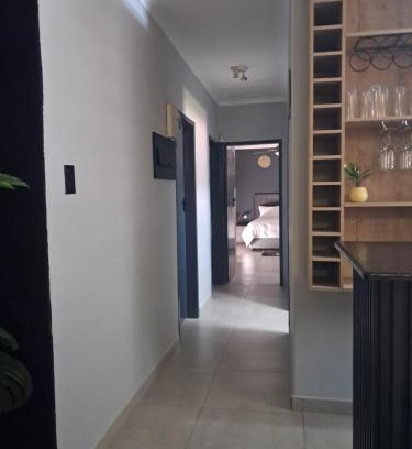 Hartbeespoort Villa | Adam's Inn place