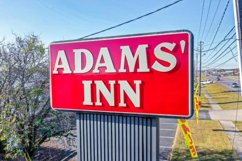 Dothan Hotel | Adams Inn