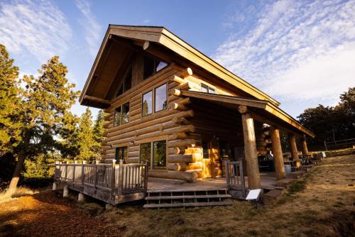 The Dalles House | Adams Rest cabin
