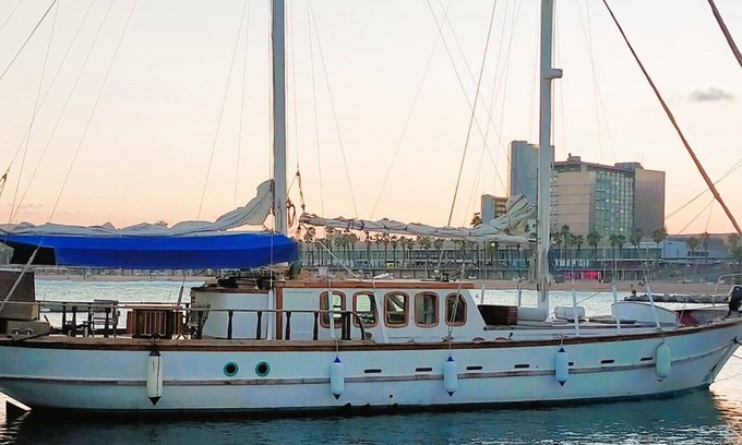 Barceloneta Boat Rental | ADARA YACHT Great Turkish Schooner in Barcelona