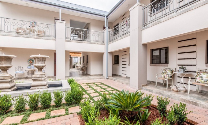 Potchefstroom House | Adato Guesthouse
