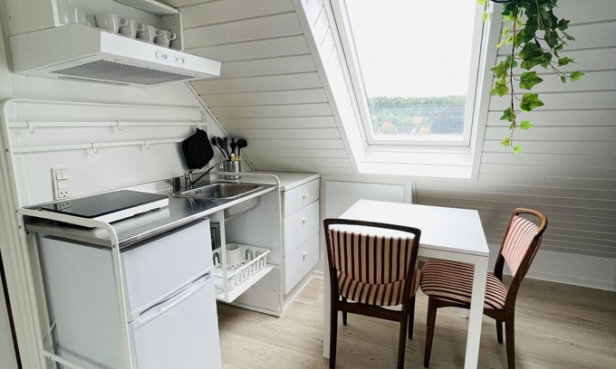Aalborg Apartment | aday - City Central Loft Studio with Public Parking
