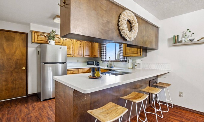 Umatilla House | Additional Living Room, Just Minutes From Highway
