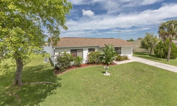 Port Charlotte House | Addy by the Lake