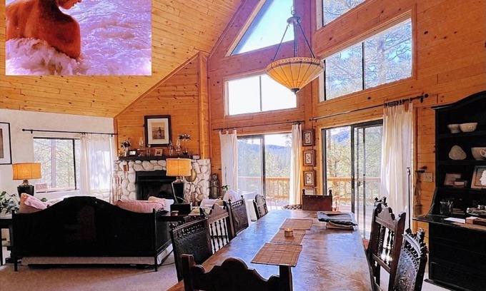 Pine Mountain Club Cabin | ADELAIDE HILL BREATHTAKING PINE MOUNTAIN VIEWS UPSCALE 3BR/3BATH CABIN SPA TUB