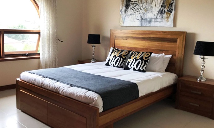 Para Vista House | Adelaide holiday home page