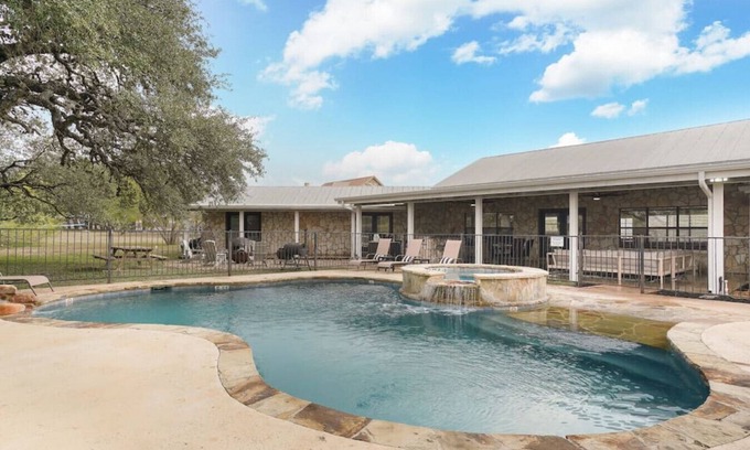 Sabinal House | Adelante · Near River~Games~Hot Tub~Pool~Amazing Home for 20