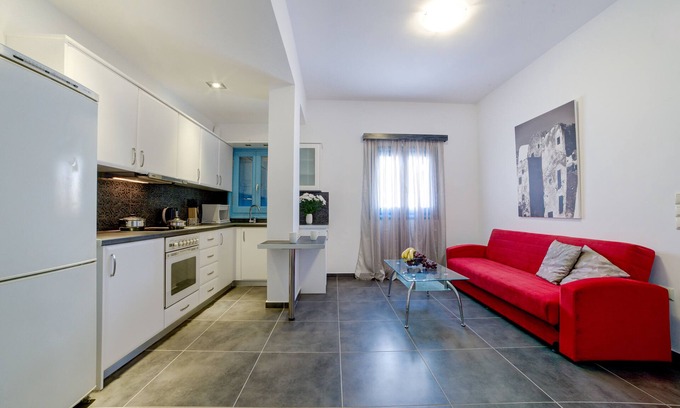 Perissa Apartment | Adelphi Apartments Apartment with Terrace Sleeps 3
