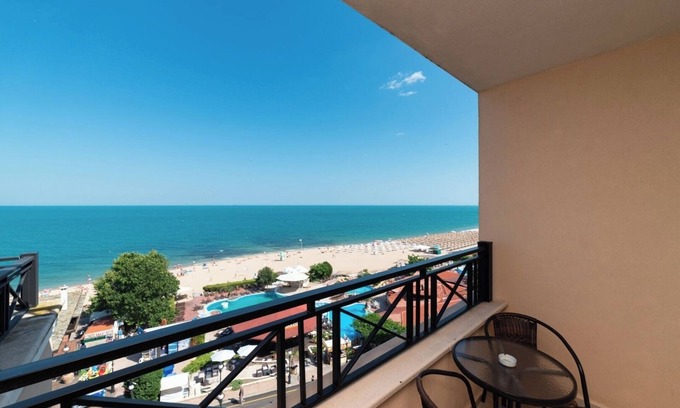 Golden Sands Apartment | Admiral Amazing Sea Apartment