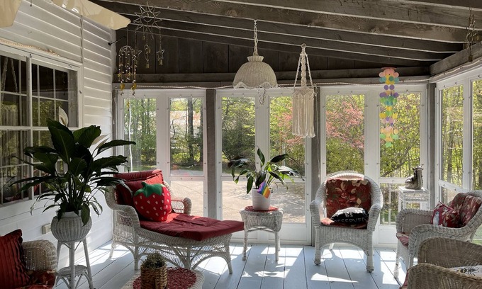 Fryeburg Bed & Breakfast | Admiral Peary Inn