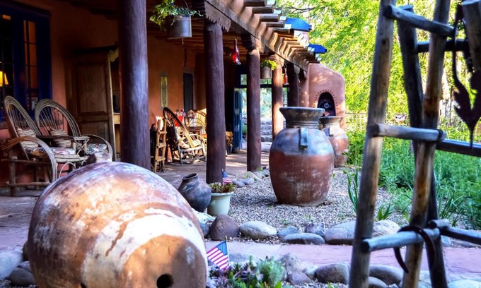 Taos Bed & Breakfast | Adobe and Pines Inn Bed and Breakfast