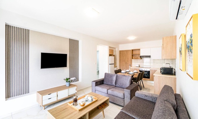 Universal Apartment | Adolina One Bedroom Apartment 203