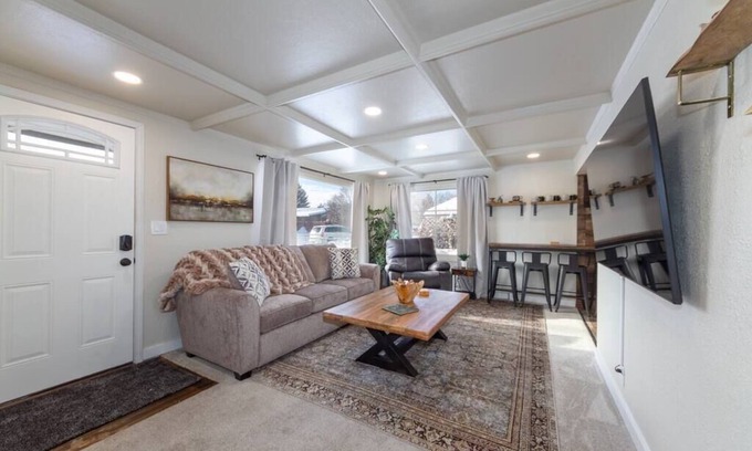 Spokane House | Adorable 2 BD 1 BTH Home Minutes Away from Gonzaga