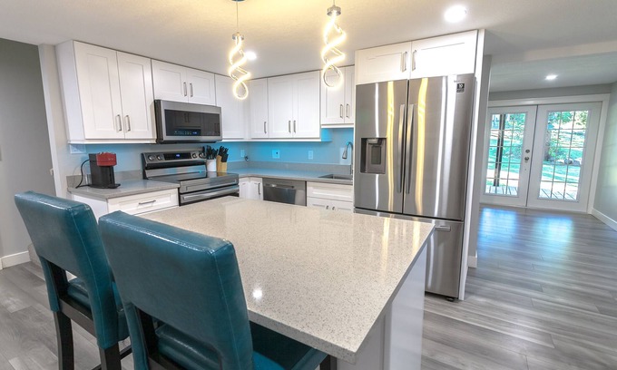 Campbell River Apartment | Adorable 2 Bedroom Place with a Country Feel