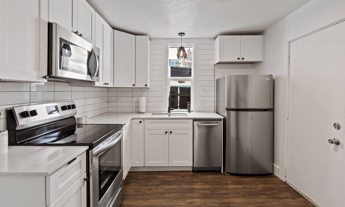 Northtown House | Adorable 2-bedroom home in central Spokane!
