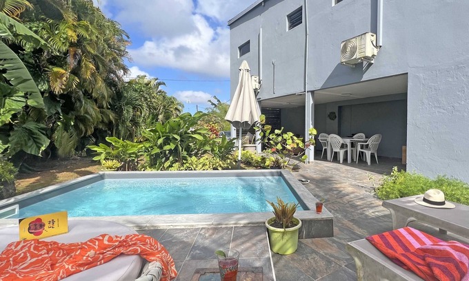 Petit-Bourg Villa | Adorable 3 bedroom villa for 6 people in the heart of the tropical forest