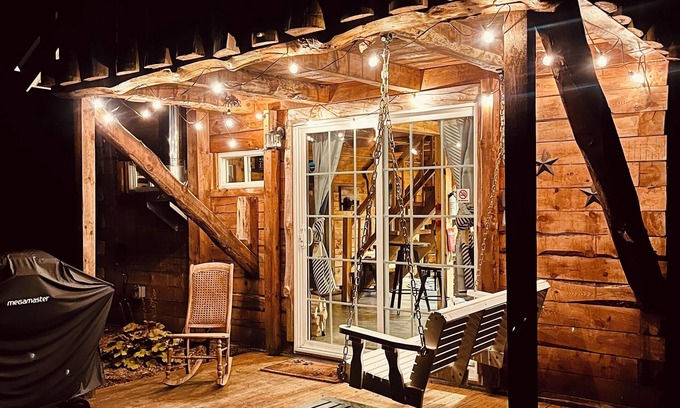Long Lake Cabin | Adorable Adirondack Cabin - PRIME Location - Close to it All!