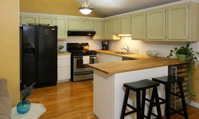 Millington House | Adorable Cottage