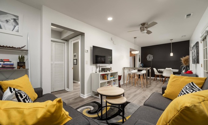 Rehoboth Beach Cottage | ADORABLE COTTAGE "IN-TOWN" REHOBOTH BEACH -510B REHOBOTH AVE.