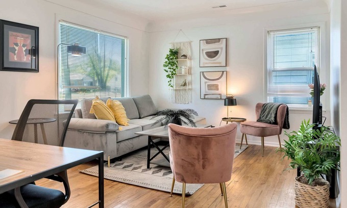 Livonia House | Adorable Cute Home w/ Workspace & Yard in Livonia