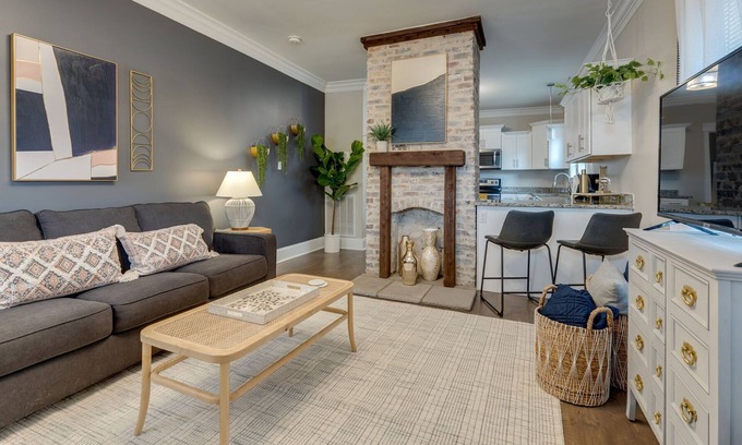 Five Points House | Adorable East Nashville home 10 minutes to downtown!