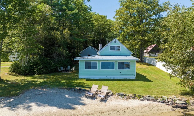 Winthrop House | Adorable, family friendly home with a private sandy beach