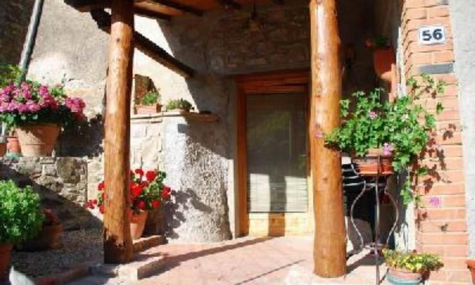 Neri House | Adorable house in charming Chianti hamlet btwn Siena, Arezzo and Florence