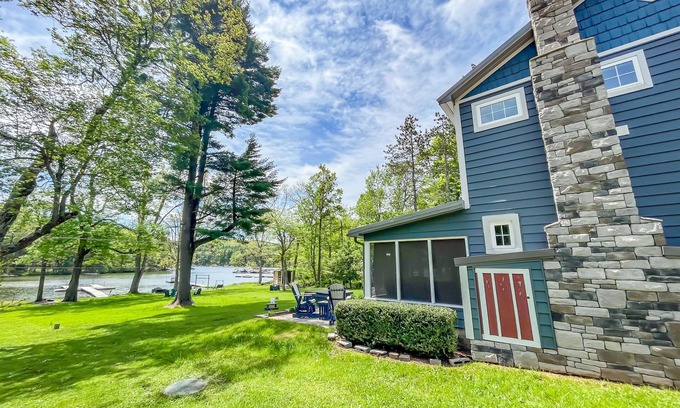 North Glade Hills House | Adorable Lakefront Cottage with Hot Tub and Dock! Pet friendly