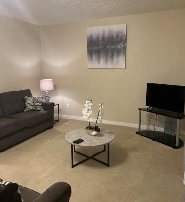 Gunter Afs Apartment | *Adorable luxurious 1 Bedroom*