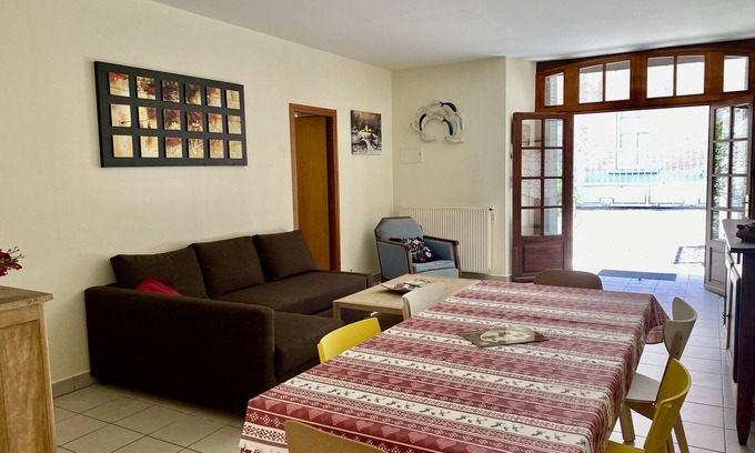Bagneres-de-Luchon Apartment | Adorable Meuble DE Standing Dans Chalet Montagnard