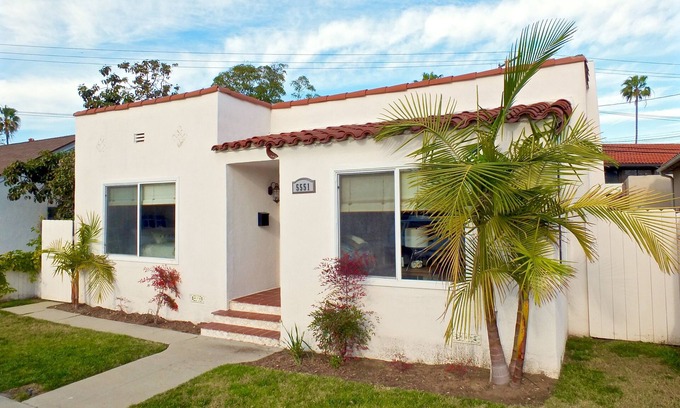 Naples House | Adorable Naples Island Retreat