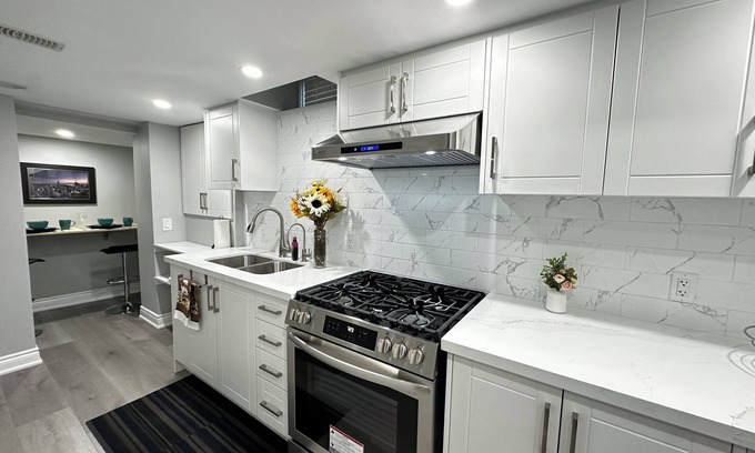 Hamilton Apartment | Adorable studio style unit - Self check in