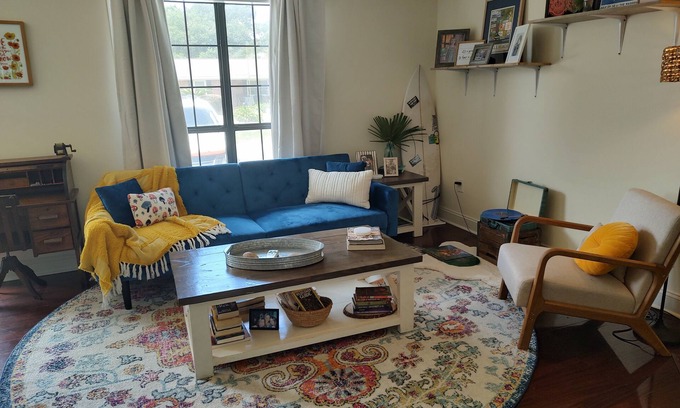 Charleston House | Adorable townhouse on James Island.nStocked kitchen & private outdoor courtyard.