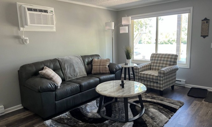 Holly Apartment | Adventure Acres- Suite C6