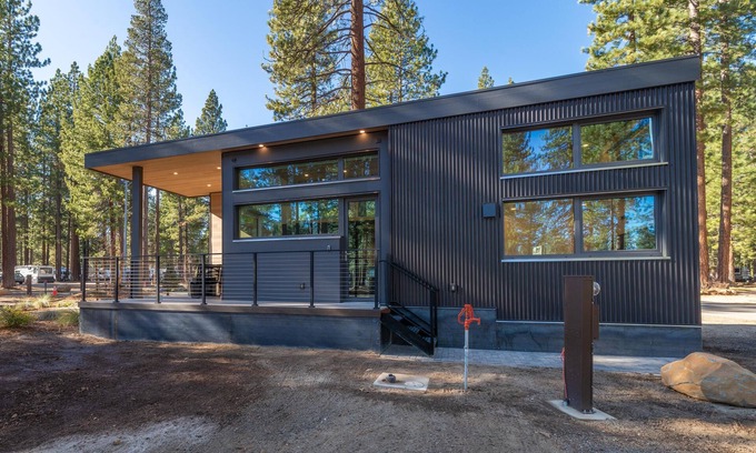 Truckee Cabin | Adventure Cabin 71 - Luxurious Adventure Cabin