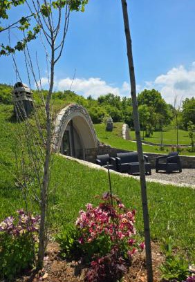 Hoçë e Qytetit House | Adventure Camping Kosovo