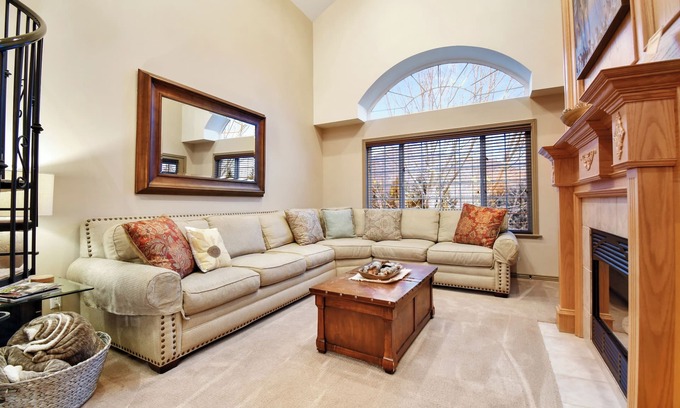 Midway Condo | Adventure Hub~Ski Resorts, Backcountry & Park City 3203