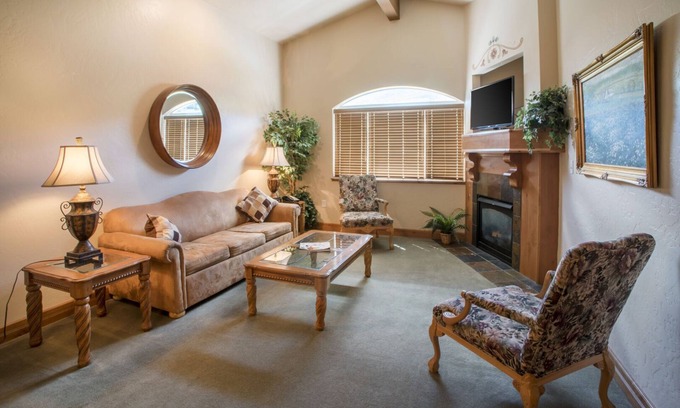 Midway Villa | Adventure Hub~Ski Resorts, Backcountry & Park City 3080-1