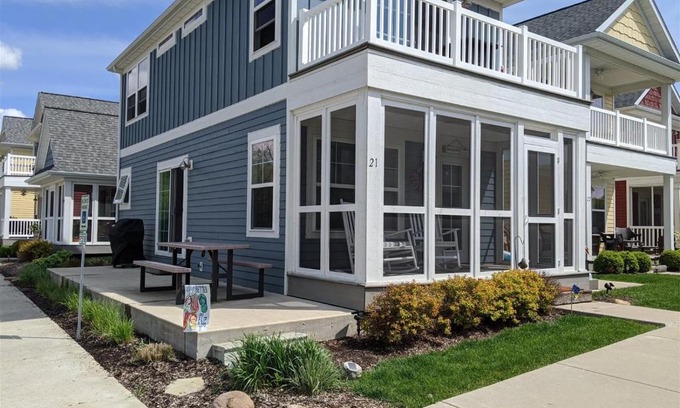 Ottawa House | Adventure Inn #21