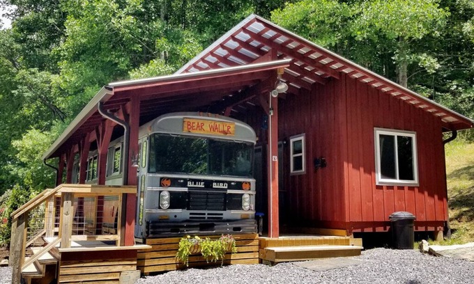 Clyde Cottage | Adventure lodging in the Blue Ridge