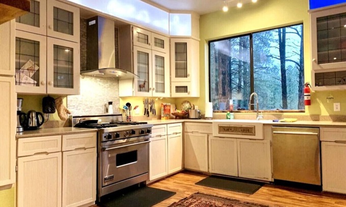 Flagstaff Cabin | Adventure & Relaxation in the Pines of Flagstaff