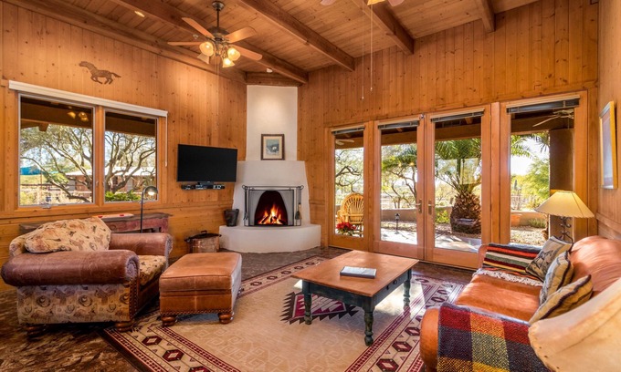 Pinnacle Peak House | Adventure Retreat | Troon Ranch Casita | Near Golf, Hiking & Riding