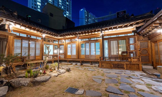 Namsan-dong House | Aega Hanok Guesthouse